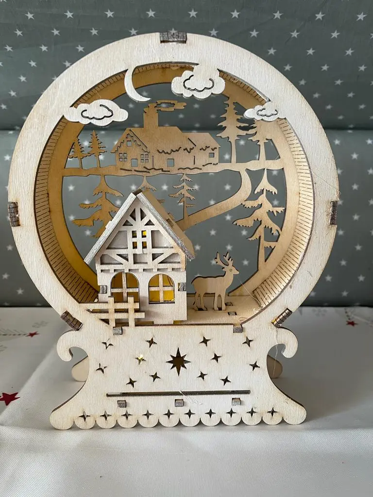 Schwibbogen Winterlandschaft – Weihnachtliche Szene im Rundbogen