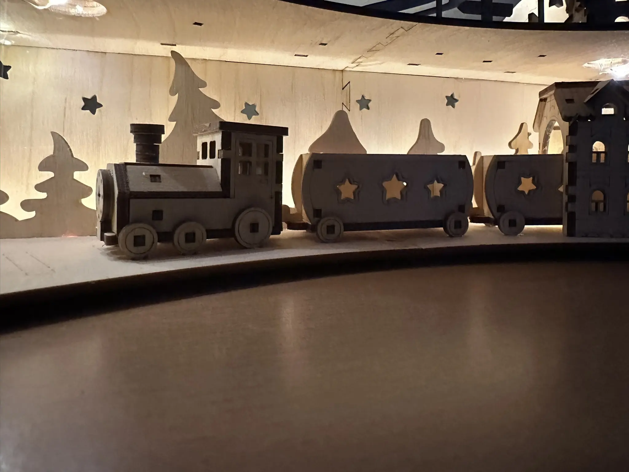 Weihnachtsdorf Winterstadt mit Lokomotive