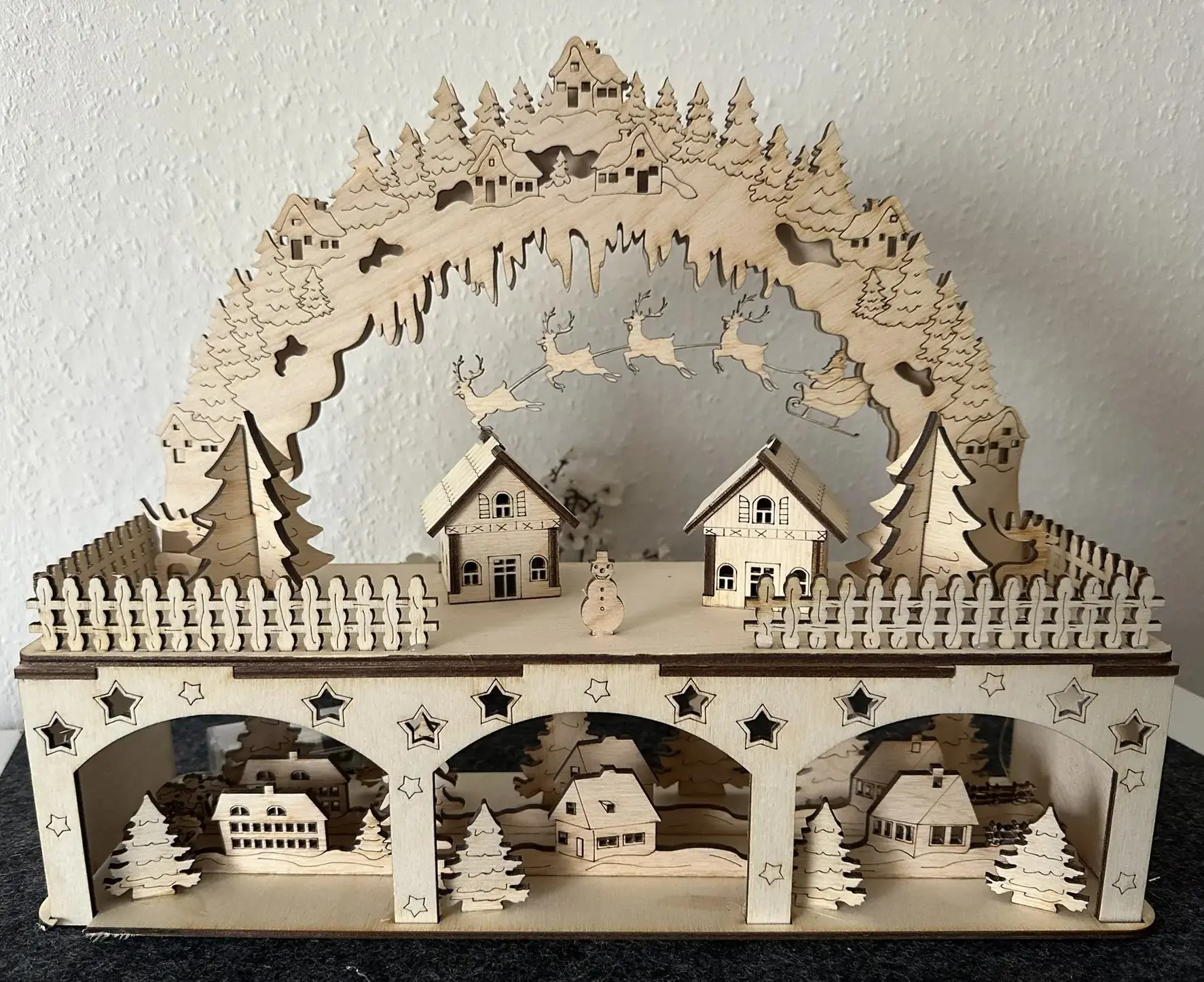 Schwibbogen Weihnachtsdorf – Winterlandschaft auf 2 Etagen