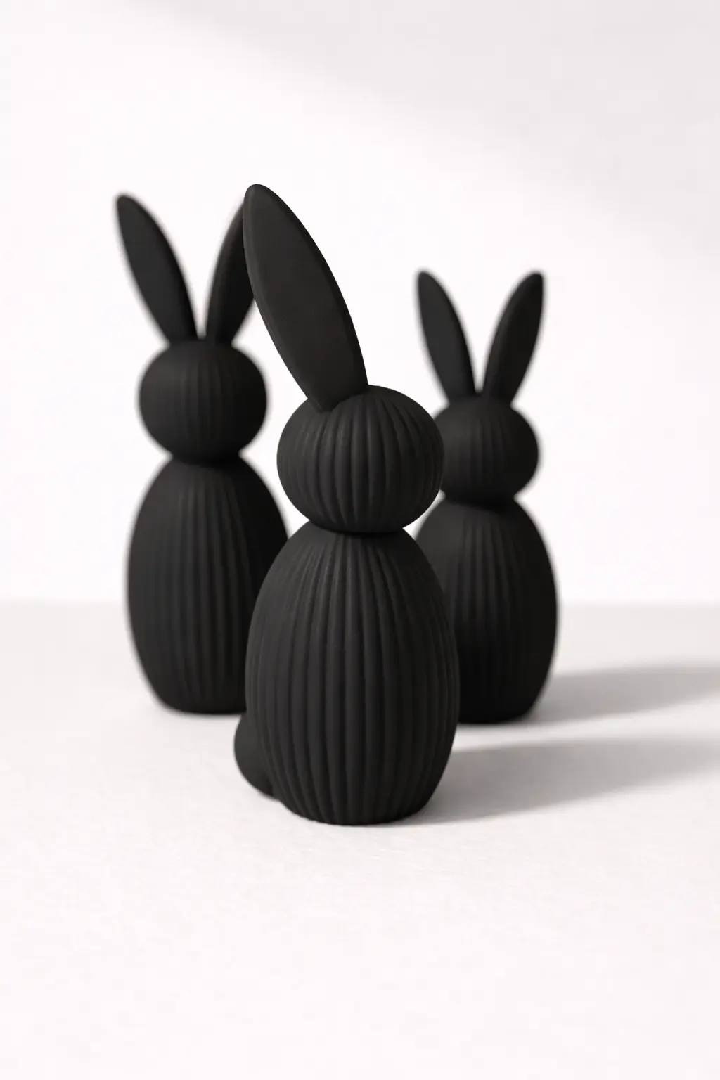 Hasen Figuren modern mit schrägen Ohren, schlichte Osterdekoration