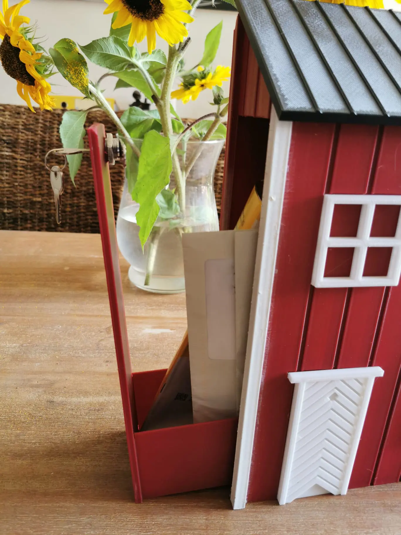 Briefkasten im Schwedenhausstil