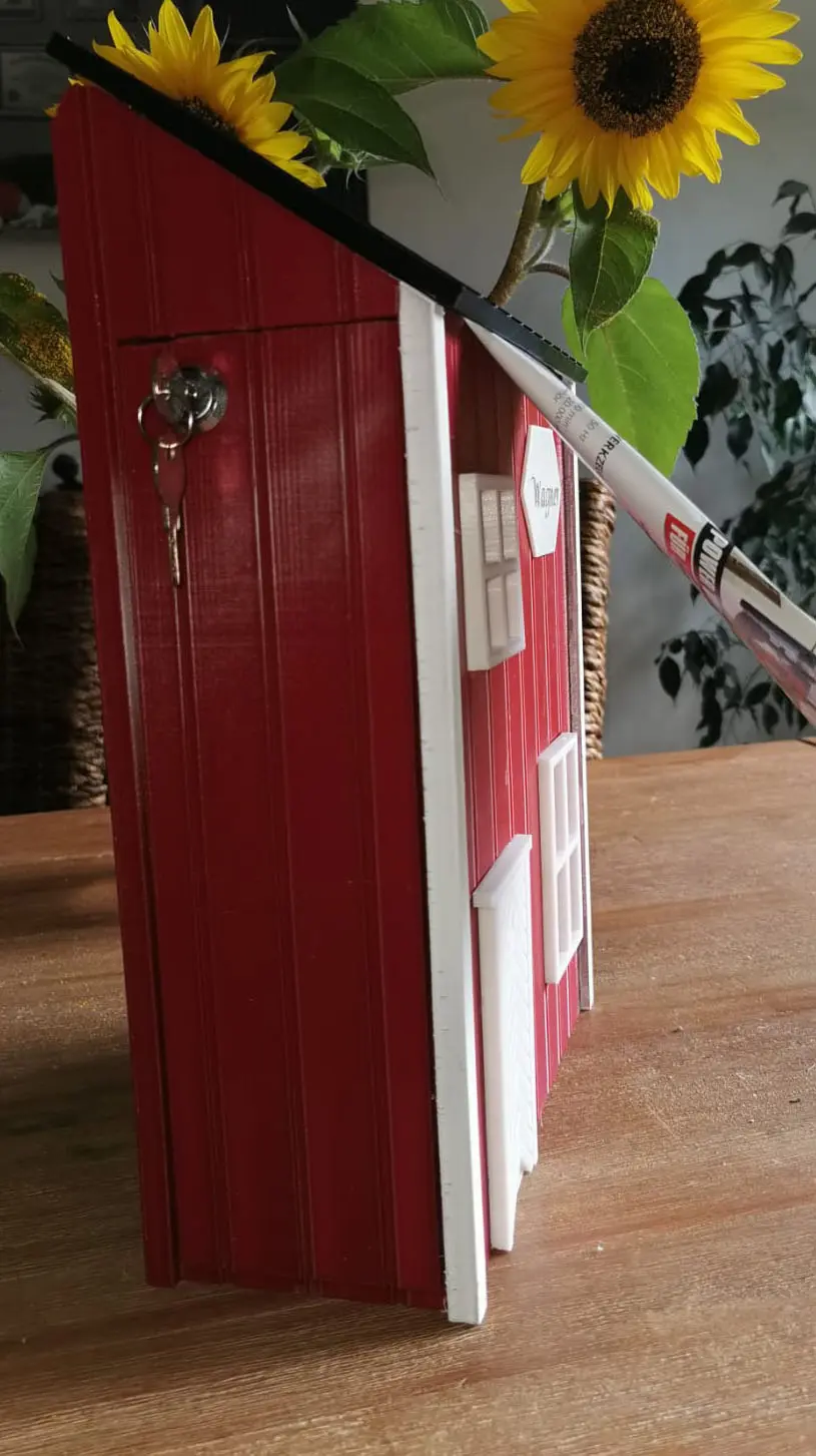 Briefkasten im Schwedenhausstil