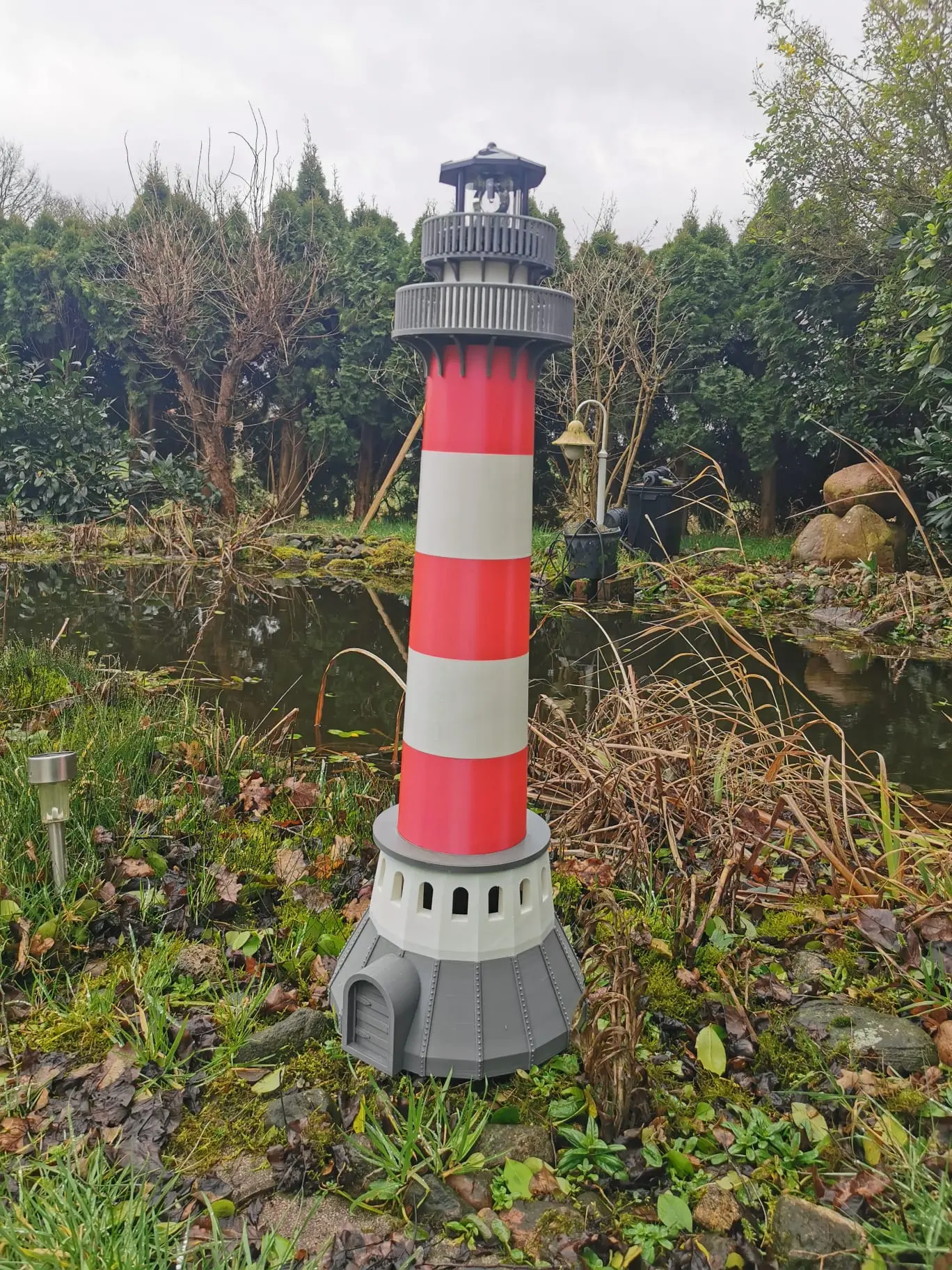 XL Leuchtturm mit Leuchtfeuer für innen & außen